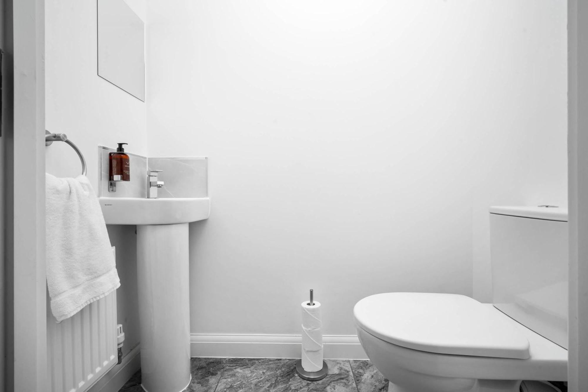 Luxury City Centre 5 Bed House With En-Suite, Bbq, On-Site Parking By Azura Nights Birmingham Exteriér fotografie