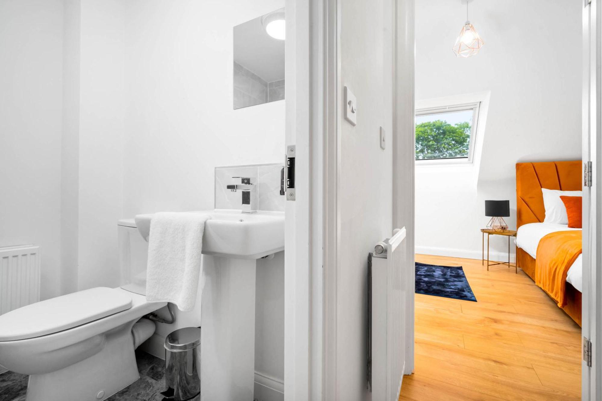 Luxury City Centre 5 Bed House With En-Suite, Bbq, On-Site Parking By Azura Nights Birmingham Exteriér fotografie